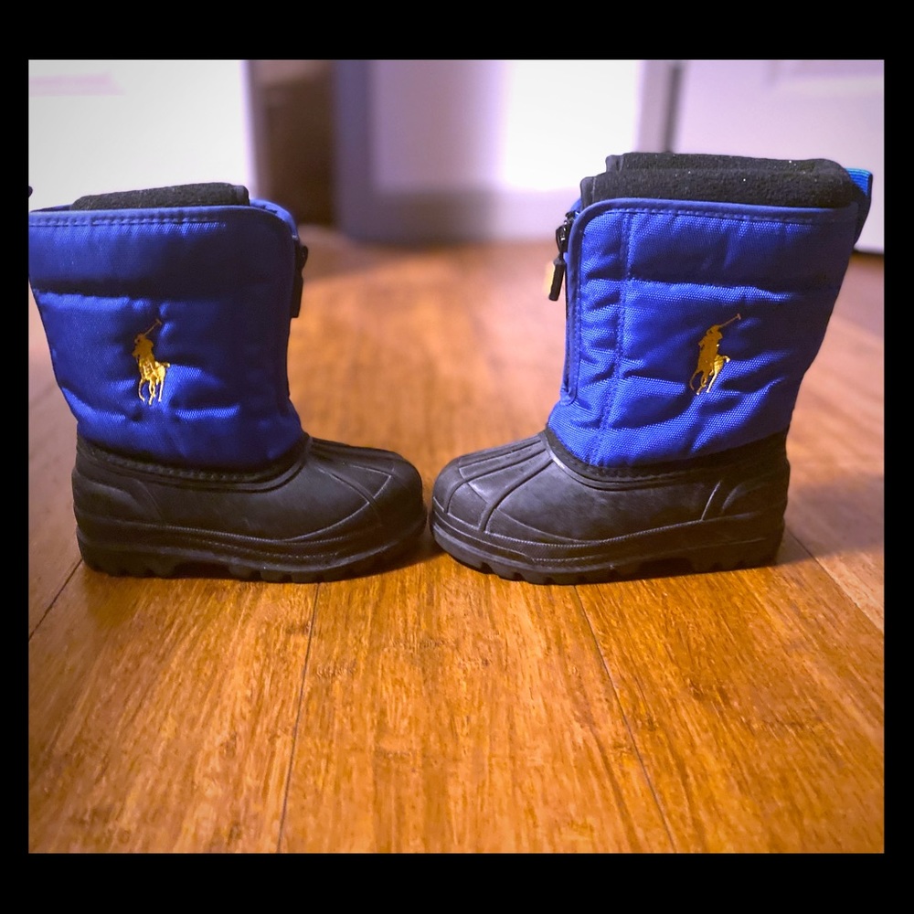 Boys snow boots